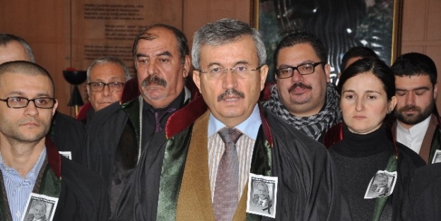 Avukatlardan Meslektaşlarının Öldürülmesine Tepki
