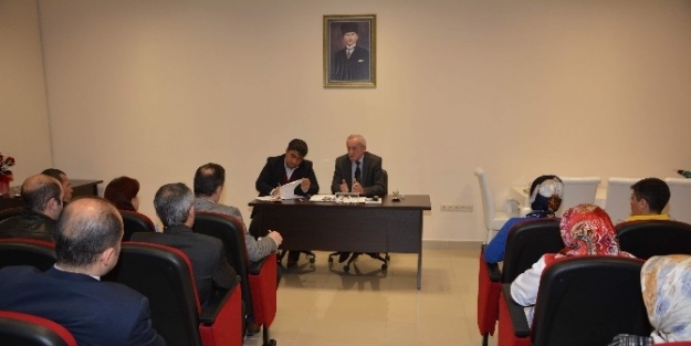 Körfez Belediyesi Çalişanlari Yıl Sonu Toplantısı Yaptı