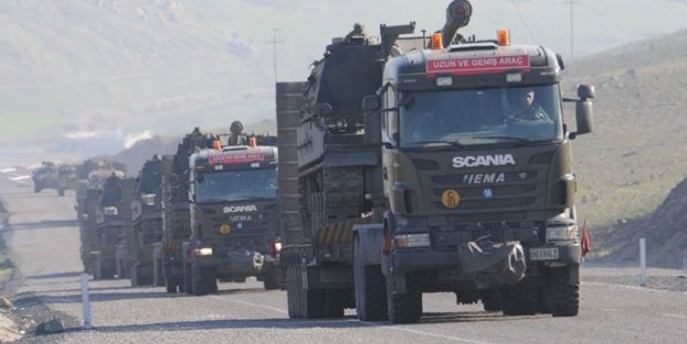 Cizre'ye askeri araç sevkiyatı