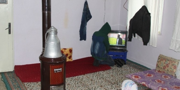 Bingöl Belediyesi’nden Suriyeli Aileye Yardım