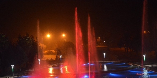 Söğütlüdere Mesire Alanı Ses Ve Suyun Dansına Şahitlik Ediyor