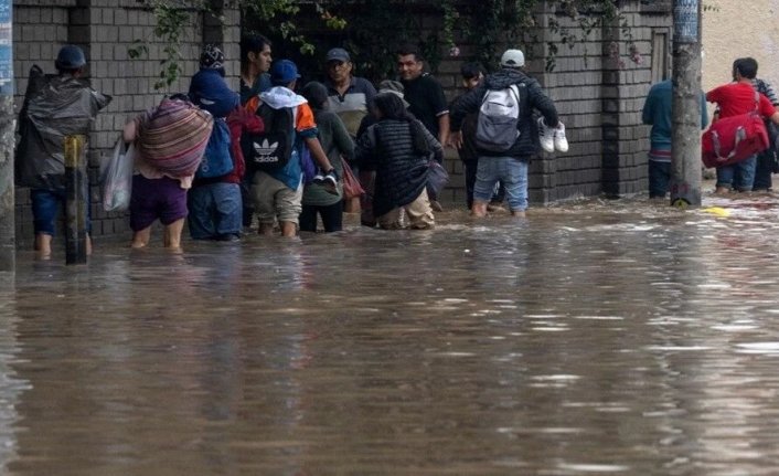 Yaku Kasırgası'nda can kayıpları artıyor