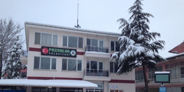 Pazarlar’da Kar Sevinci