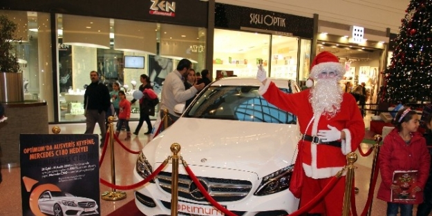Noel Baba Mercedes’in Peşinde