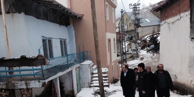 Milletvekili Özbek, Kozluk’taki Afetzedelerin Yanında