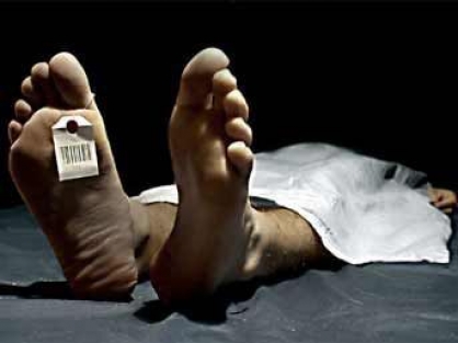 Kamyona atık yüklerken öldü