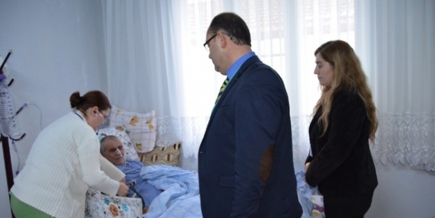 Selendi’de Evde Bakım Hizmeti Başladı