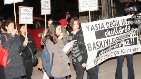 Liseli kız öğrenciler isyan etti