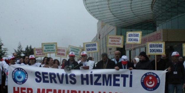 Trabzon’da Hastane Personelinin Servis İsyani