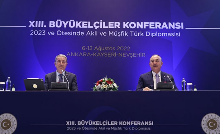 Bakan Akar: "Milletimizi terörden kurtarmakta kararlıyız"