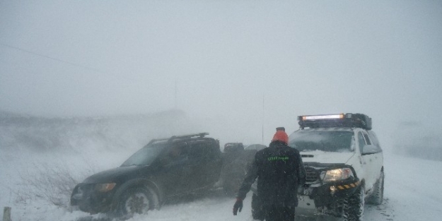 Çanakkale-istanbul Yolunda Kar Esareti