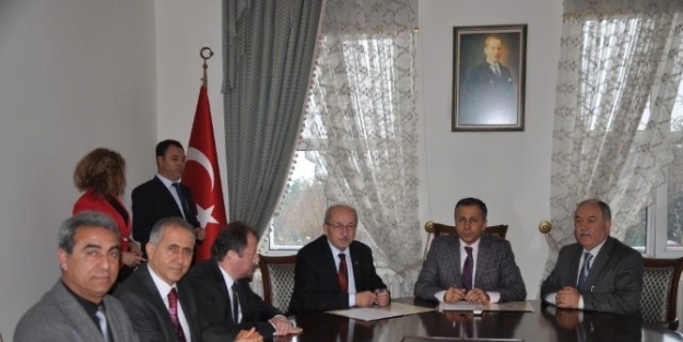 Tekirdağ’da 11 İlçeye 11 Okul Projesi İmzalandi