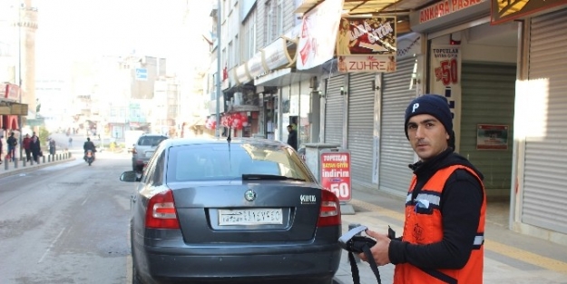 Kilis’te Caddelere Park, Parkomat İle Ücretli