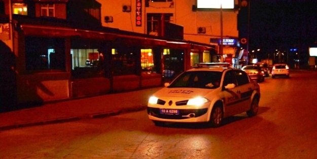 Yeni Yıla Görev Başında Girdiler