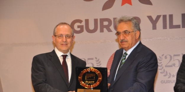 Türkiye’nin Sanayideki Gururu Gülsan Holding’e İki Ödül