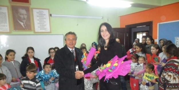 Oyuncaklarını Paylaştılar