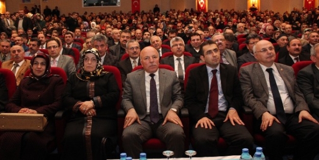 Sekmen: "çocuklarımızı İslam Şuuruyla Yetiştirelim"