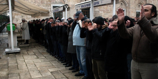 Kuyumcu İbrahim Güzeldağ hayatını kaybetti