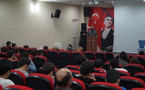 Akçakoca Müftüsü Taşcı Üniversite Öğrencileriyle Buluştu