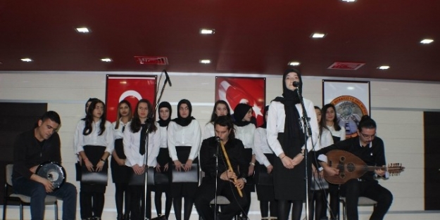 Suşehri Fen Lisesi Öğrencilerinden Müzik Şöleni
