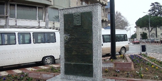 Havran Belediyesi’nden Şair Soyuer’e Vefa