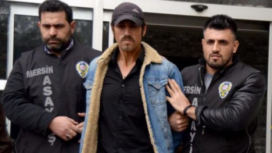 Maskeli cinayette yasak aşk