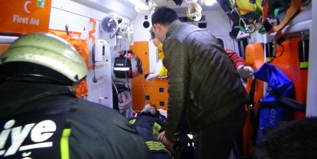 Çorlu’da Çikan Yangında 2 Si Çocuk 5 Kişi Yaralandı