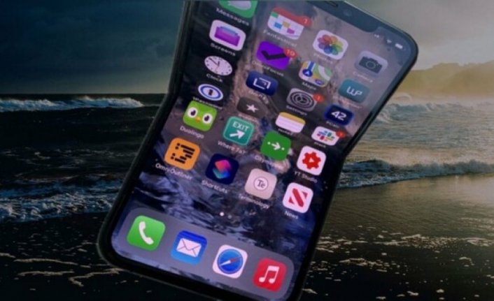 Apple katlanabilir iPhone mu çıkartacak?