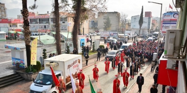 7 Ocak Kutlamaları Kurtuluş Yürüyüşü İle Başladı