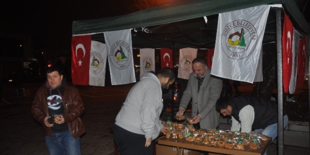 Düzceliler Kandilde Camileri Doldurdu