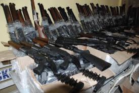 Sınırda tüfek alarmı!