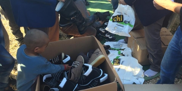 Yaşam mücadelesi veren Suriyelilere kışlık yardım