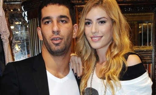 Sinem Kobal “Benim için bu ilişki 1,5 sene önce bitmiştir“