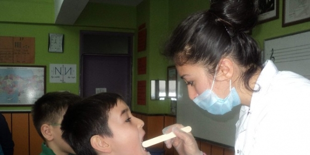 Okullarda Diş Taraması Yapıldı