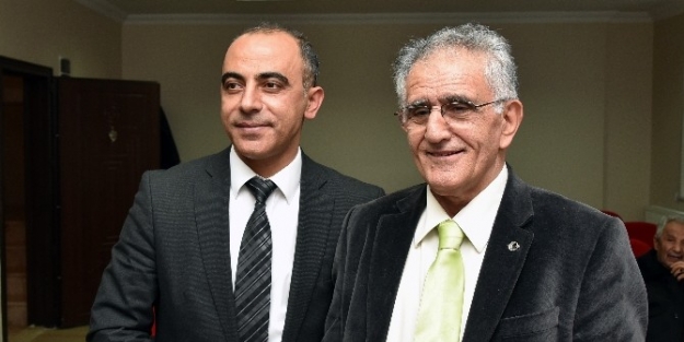 Gümüşhane Gazeteciler Cemiyetinde Bayrak Değişimi