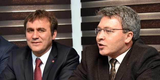 Milletvekili Üstün’den Değerlendirme Toplantısı