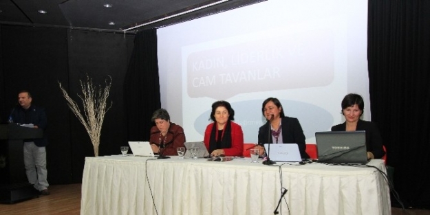 Kadınlar Seslerini Konak’tan Duyurdu