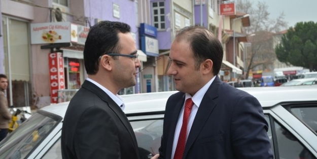 Baybatur’dan Kula Ve Büyükşehir Belediyelerine Eleştiri