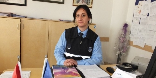 Burhaniye Belediyesine Bayan Zabıta