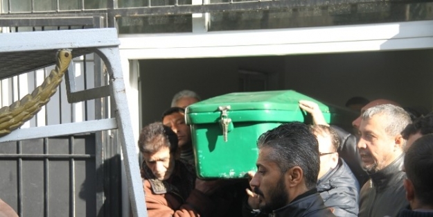 Oğlunun Doğum Gününde Arkadaşı Tarafından Öldürüldü