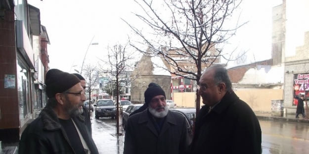 Ak Parti Erzurum Milletvekili Yılmaz Esnafı Dinledi