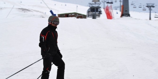 Vali Altıparmak: "yatırımcının Aradığı Huzur, Erzurum’da"