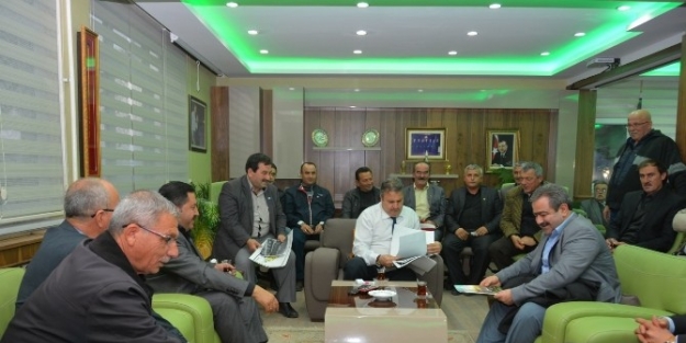 Başkan Çerçi Yunusemreli Muhtarlarla Bir Araya Geldi