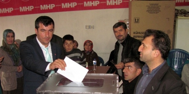 Barış Çoban Mhp Araban İlçe Başkanı Seçildi
