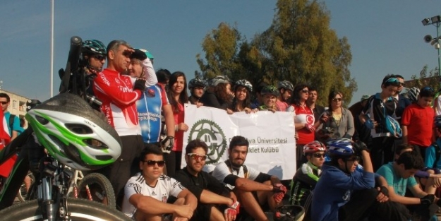 Çü Bisiklet Kulübü “tarsus Kültür Turu” Etkinliğine Katıldı