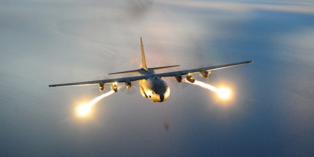 Libya Yunan tankını vurdu