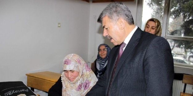 Halk Eğitim Merkezi 2014 Yılında 19 Bin Kişiye Sertifika Verdi