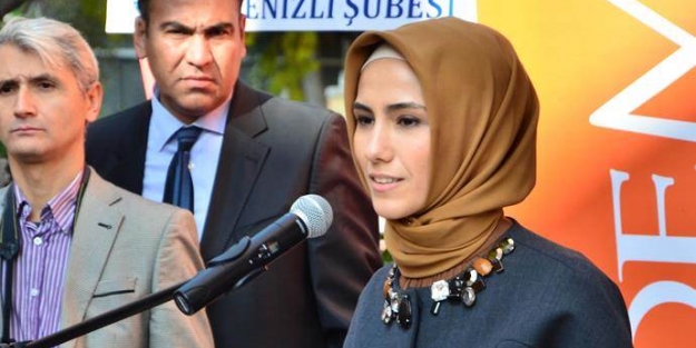 Sümeyye Erdoğan Papa'dan kopya çekti