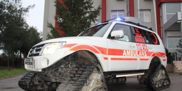 4x4 Kar Paletli Ambulans Göreve Çikti