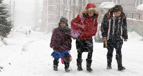 İstanbul'da yarın okullar tatil edildi